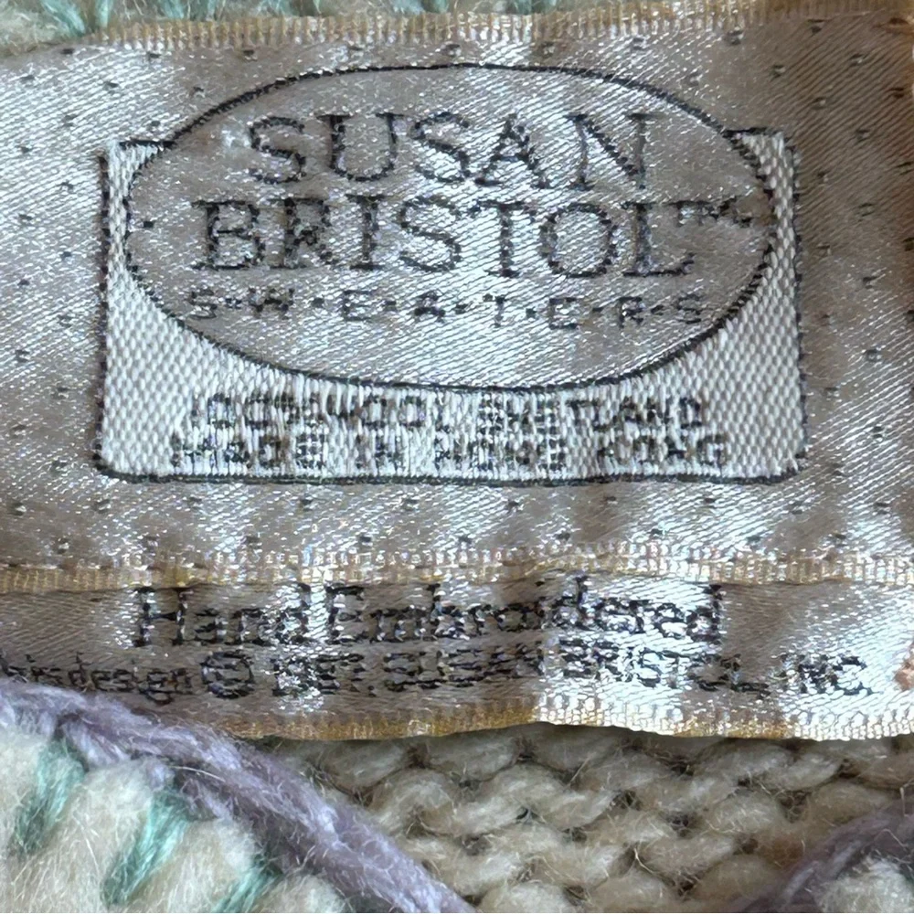 Susan Bristol Wool Cream Cardigan with Floral Accents and Silver Heart Buttons - Picture 5 of 14